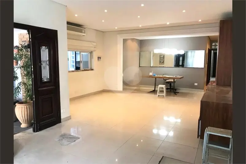 Sobrado com 3 quartos à venda em Vila Madalena – SP