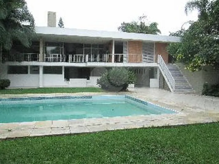 Casa com 4 quartos à venda ou para alugar em Morumbi – SP