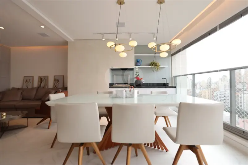 Apartamento com 3 quartos à venda em Moema – SP