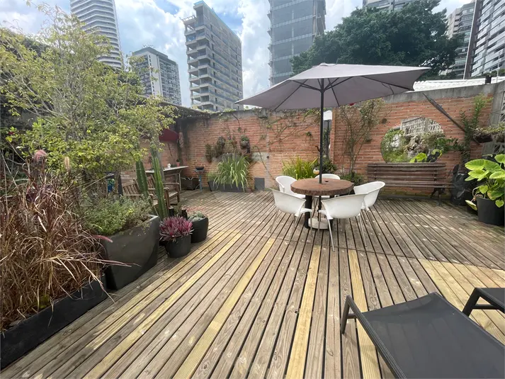 Sobrado com 3 quartos à venda em Jardim Europa – SP