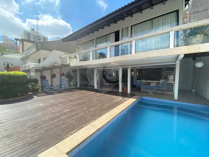 Sobrado com 4 quartos à venda em Perdizes – SP