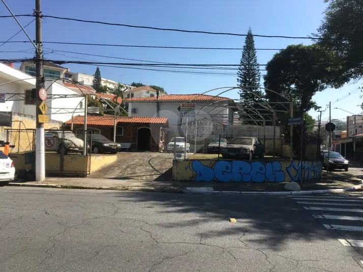 Loja à venda ou para alugar em Chácara Klabin – SP