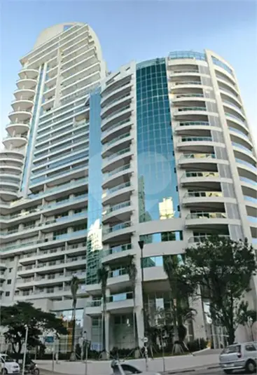 Apartamento com 1 quarto para alugar em Cerqueira Cesar – SP