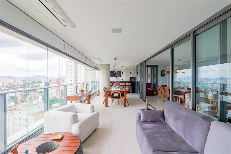 Apartamento com 4 quartos à venda ou para alugar em Vila Madalena – SP