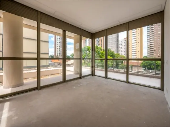 Apartamento com 3 quartos à venda em Ibirapuera – SP