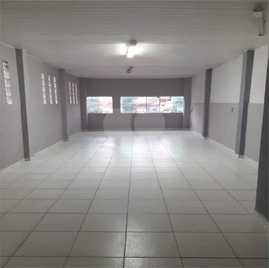 Salas com 4 quartos à venda em Vila Guilherme – SP