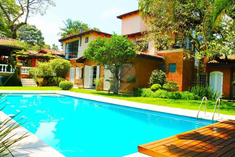 Casa com 4 quartos à venda em Alto da Boa Vista – SP