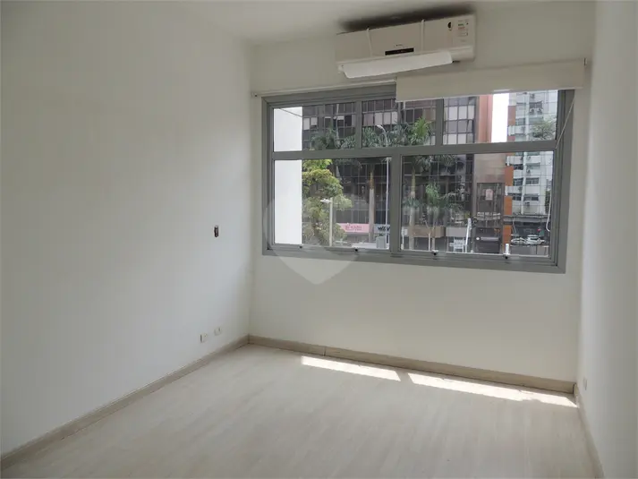 Salas com 1 quarto para alugar em Jardim Paulistano – SP