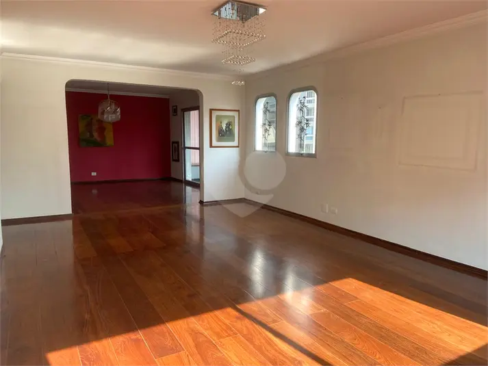 Apartamento com 4 quartos à venda em Moema – SP
