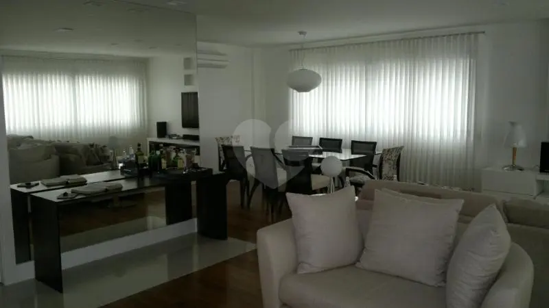 Apartamento com 4 quartos à venda em Aclimação – SP