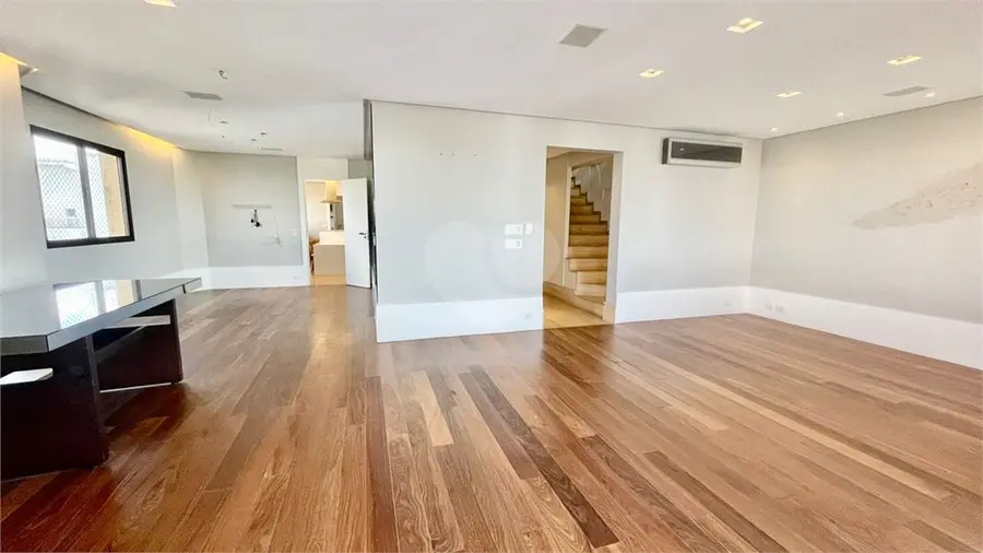 Apartamento com 6 quartos à venda em Aclimação – SP