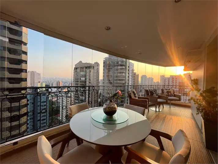 Apartamento com 4 quartos à venda em Santana – SP