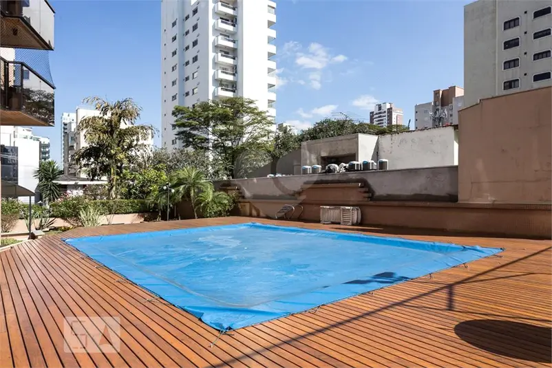 Apartamento com 4 quartos à venda ou para alugar em Moema – SP