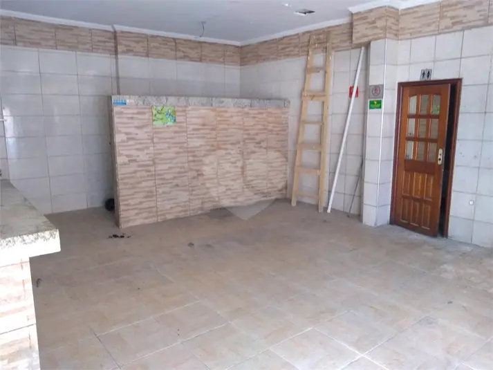 Salão Comercial para alugar em Vila Romana – SP
