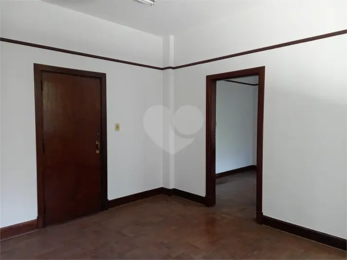 Salas à venda ou para alugar em Centro – SP
