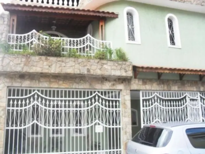Casa com 4 quartos à venda ou para alugar em Vila Carrão – SP