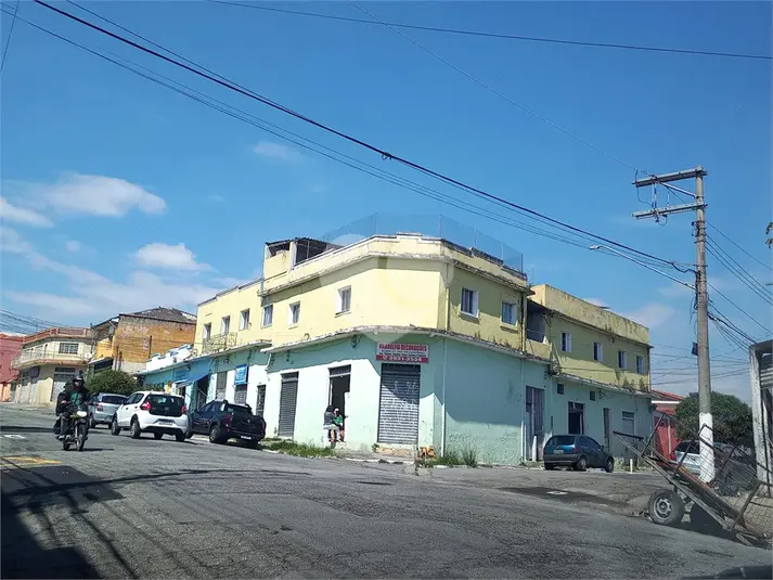 Prédio inteiro à venda em Limão – SP