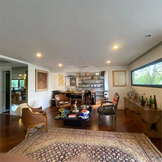 Apartamento com 3 quartos para alugar em Morumbi – SP