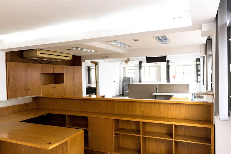 Salão Comercial para alugar em Centro – SP