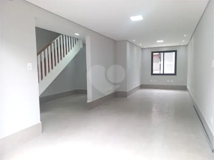 Sobrado com 3 quartos para alugar em Santana – SP