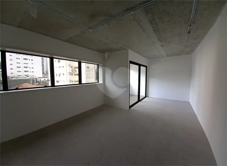 Salas com 1 quarto para alugar em Cerqueira Cesar – SP