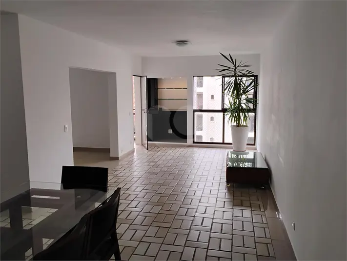 Apartamento com 3 quartos à venda em Moema – SP