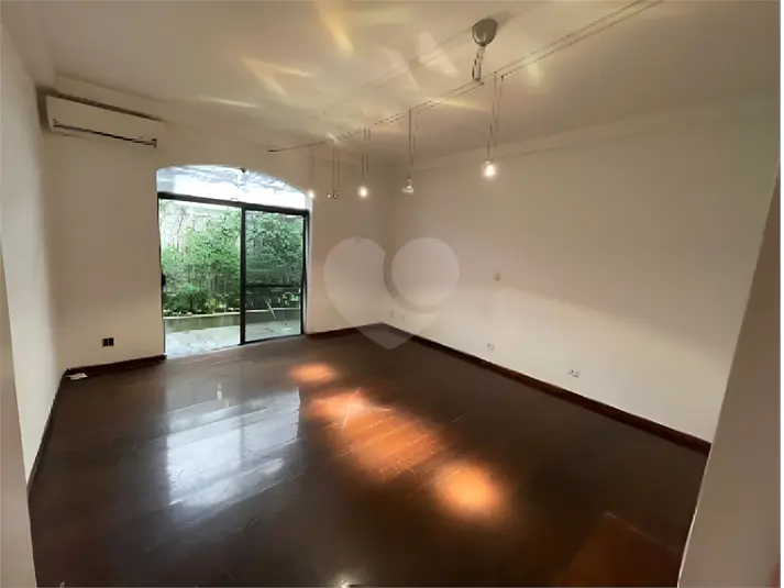Sobrado à venda em Pinheiros – SP