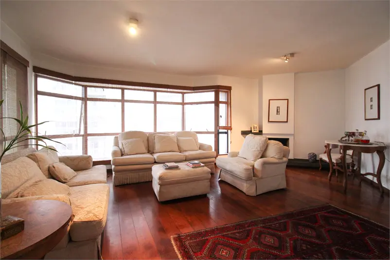 Apartamento com 4 quartos à venda em Itaim Bibi – SP