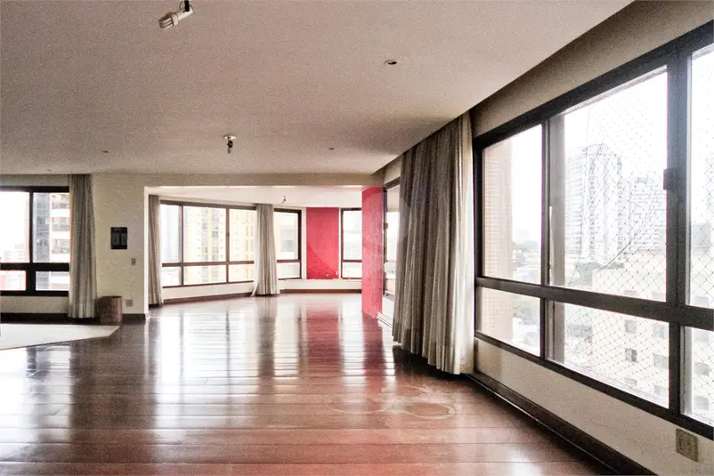 Apartamento com 5 quartos à venda em Santana – SP