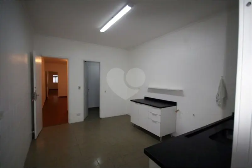 Casa com 3 quartos para alugar em Saúde – SP