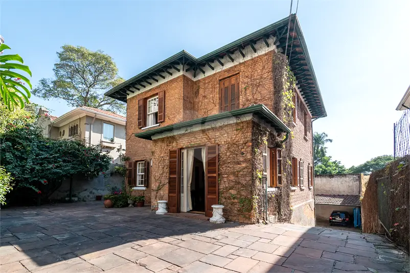 Casa com 4 quartos à venda em Higienópolis – SP