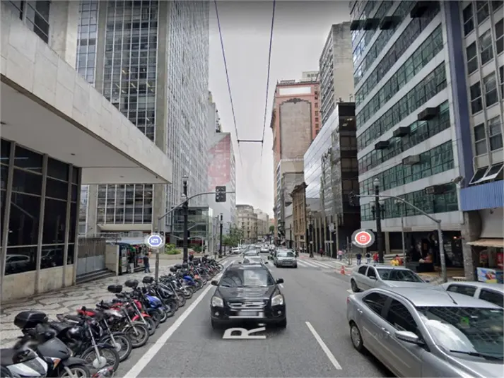 Prédio inteiro à venda em Centro – SP