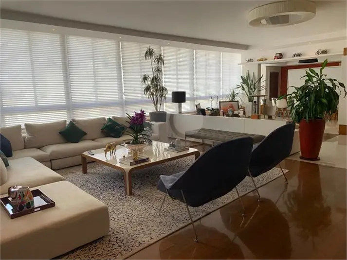 Apartamento com 3 quartos à venda em Higienópolis – SP