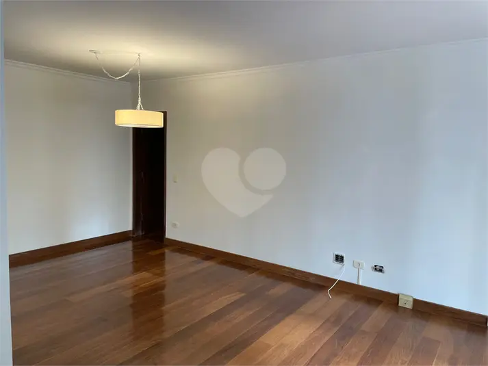 Apartamento com 3 quartos à venda ou para alugar em Itaim Bibi – SP