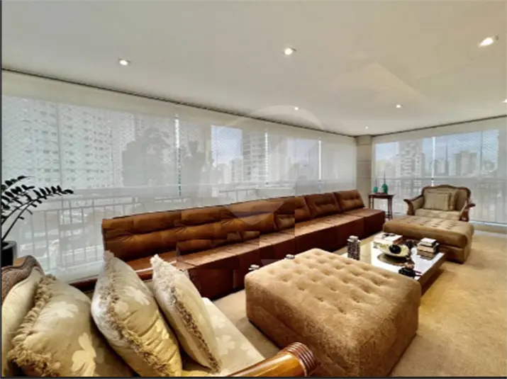 Apartamento com 4 quartos à venda ou para alugar em Santana – SP