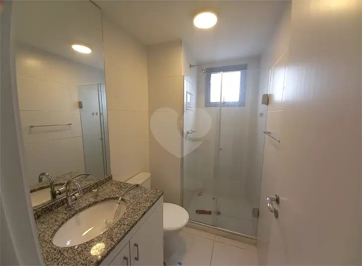 Apartamento com 3 quartos para alugar em Vila Santa Catarina – SP
