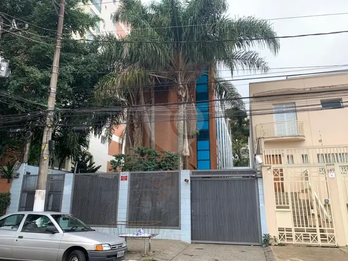 Prédio inteiro à venda ou para alugar em Vila Clementino – SP