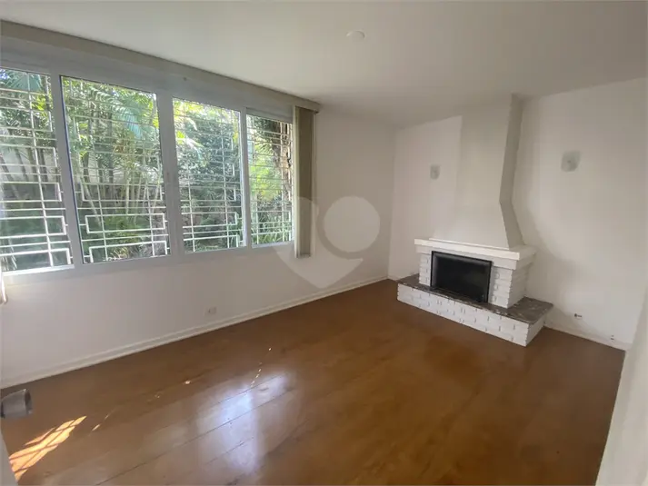 Casa com 4 quartos à venda em Jardim Luzitânia – SP