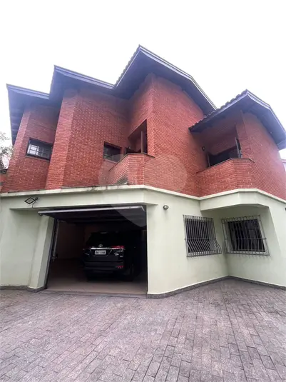 Sobrado com 3 quartos à venda em Tremembé – SP
