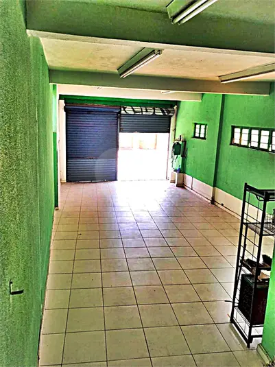 Salão Comercial à venda em Santana – SP