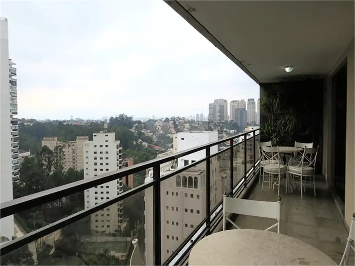Apartamento com 3 quartos à venda em Real Parque – SP