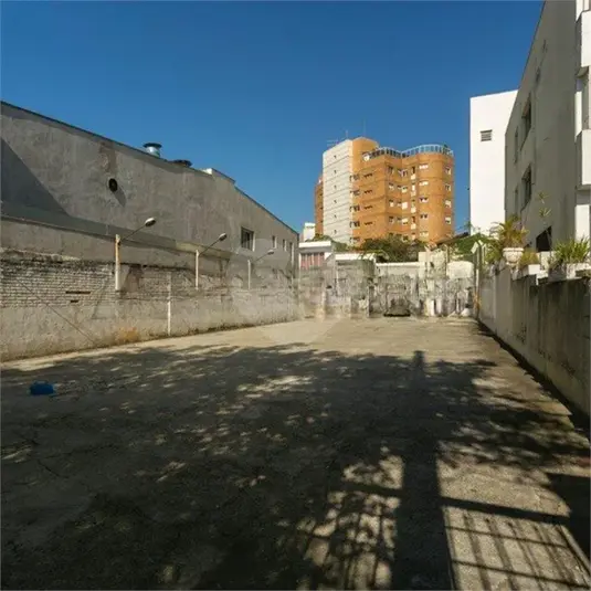 Terreno à venda em Pinheiros – SP