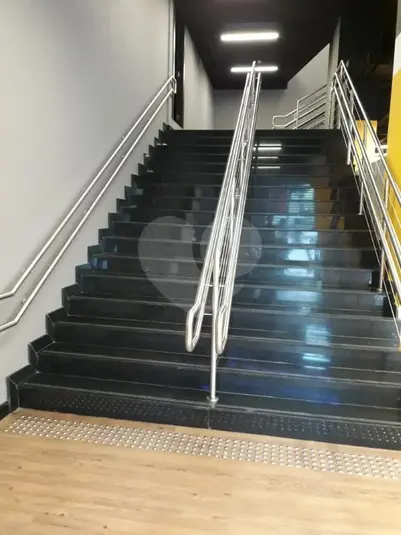 Prédio inteiro à venda em Centro – SP