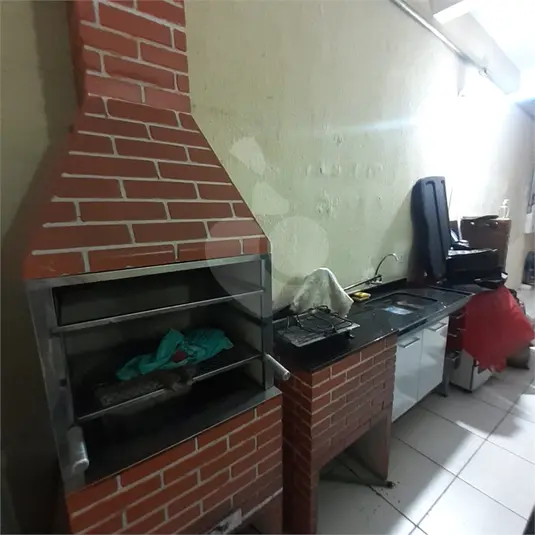 Prédio inteiro à venda ou para alugar em Vila Boaçava – SP