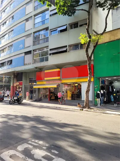 Salão Comercial à venda em Santa Cecília – SP