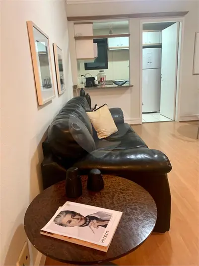 Flat com 3 quartos para alugar em Paraíso – SP