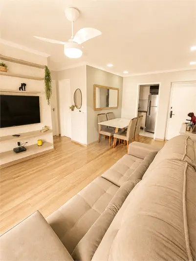 Apartamento com 2 quartos para alugar em Aclimação – SP