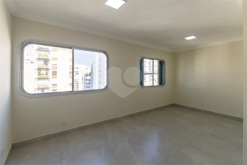 Apartamento com 2 quartos à venda em Moema – SP