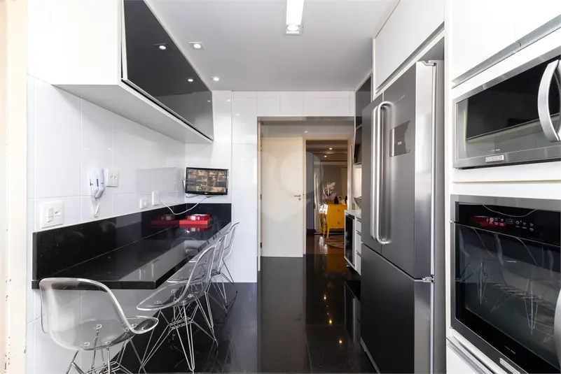 Apartamento com 4 quartos à venda em Santana – SP