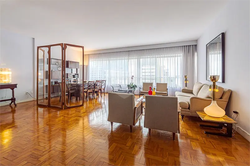 Apartamento com 3 quartos à venda em Bela Vista – SP